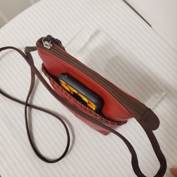 iLi Leather Tassel Red with Brown Trim Small Crossbody, classic - Picture 5 of 10